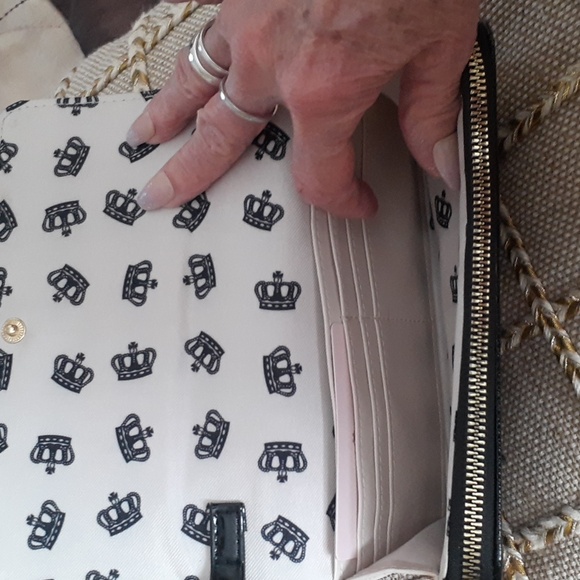 Juicy Couture crossbody bag 8x5, color is black.  NWT - Picture 4 of 6